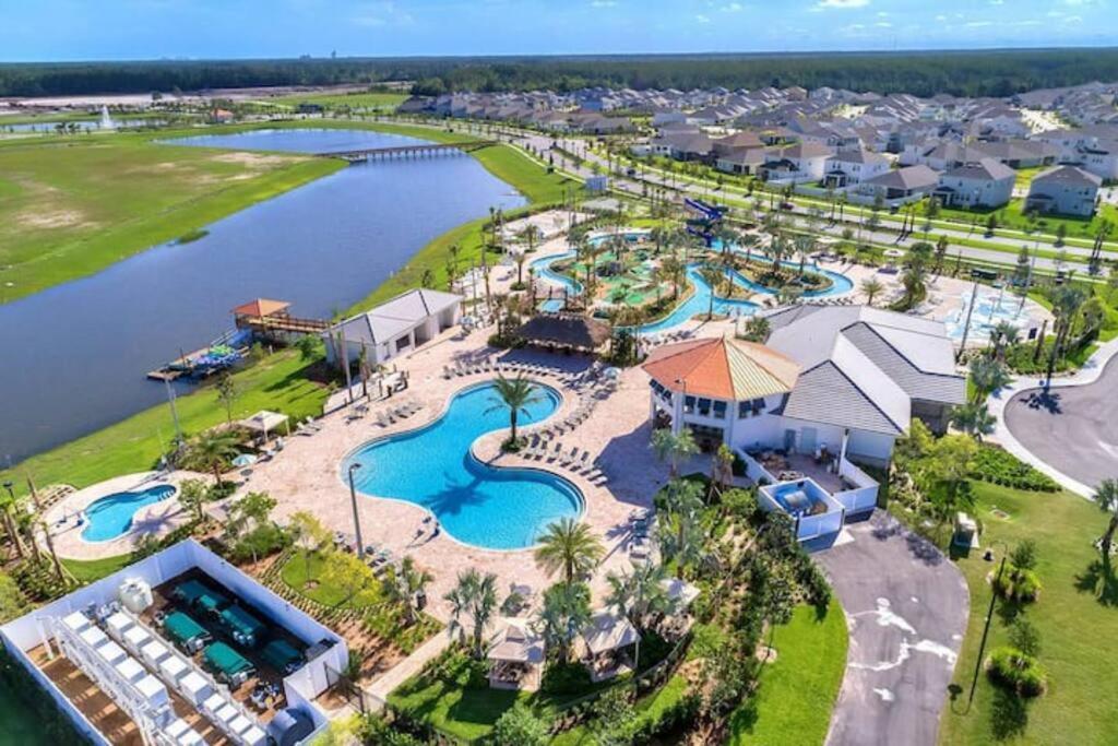 קיסימי Makin Memories Gated Resort Style Community Storey Lake מראה חיצוני תמונה